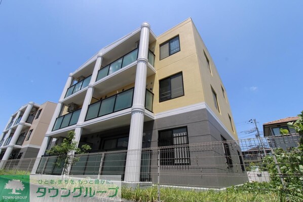 アフロディーテ2の物件外観写真